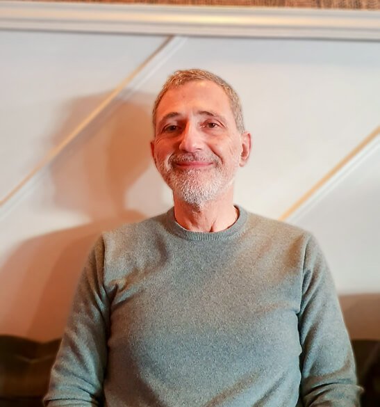 Dr. Robert Hawawini